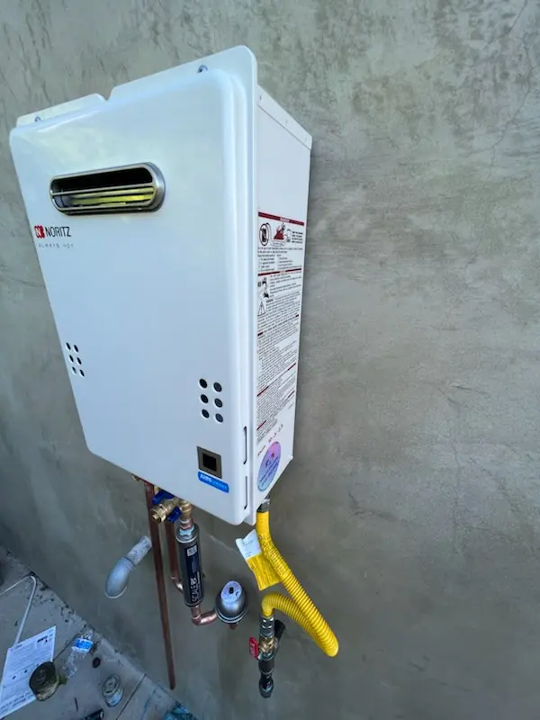 Tankless water heater installation for Crownridge of Texas homes